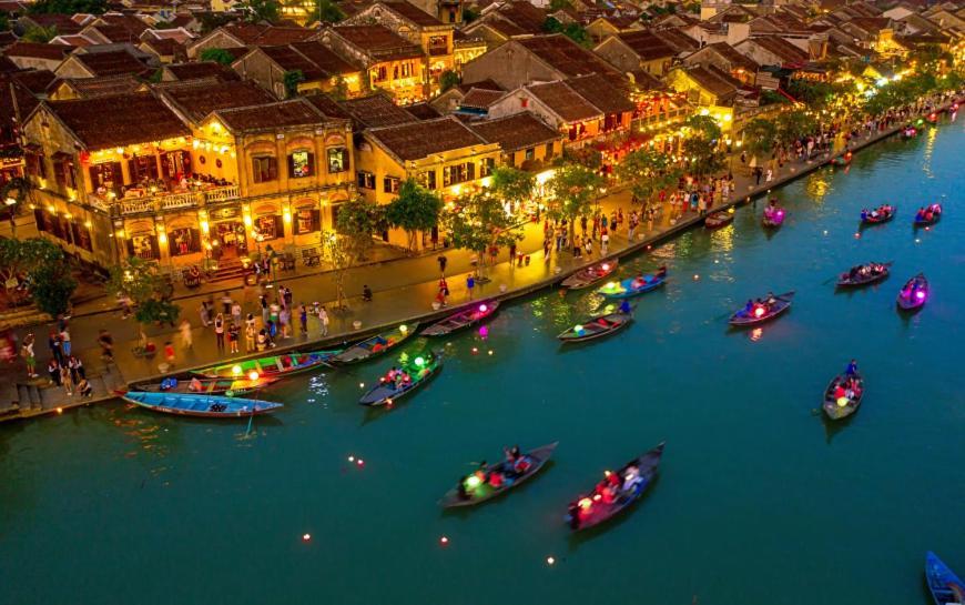 Dom Hostel Hoian Old Town Location Hoi An Exteriör bild